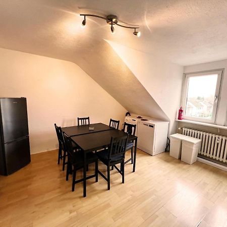 Homes Of Ruhr - Monteurwohnung Huette Oberhausen  Buitenkant foto