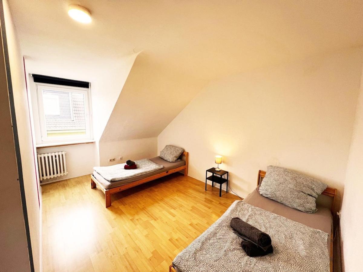Homes Of Ruhr - Monteurwohnung Huette Oberhausen  Buitenkant foto